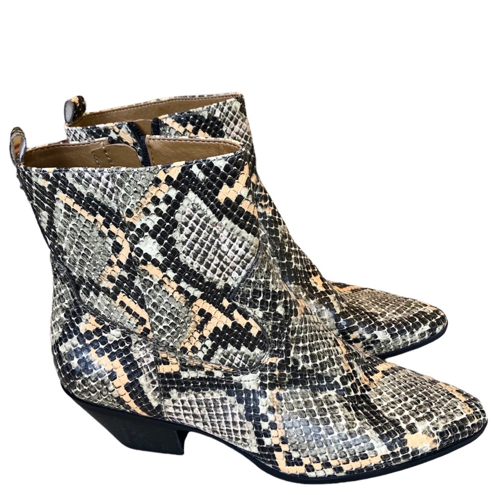 Circus by Sam Edelman Snake print Boots Sz 8